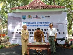 Pj Bupati-Presdir POMI Letakkan Batu Pertama Joging Track, Aula, Musholla, di Hutan Kota